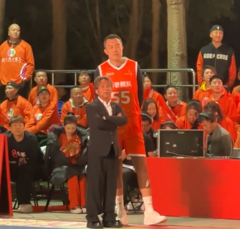 他也是焦点, 当当的 他也是焦点, 当当的